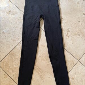SPANX Black Leggings Size Medium – Side Seam Detail